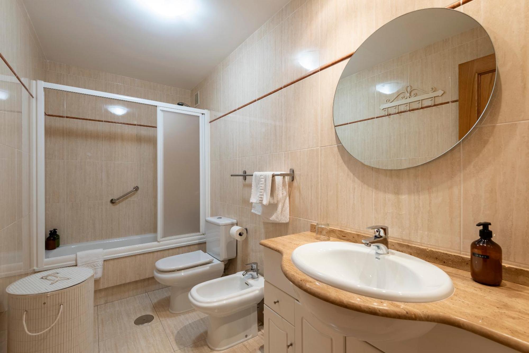 Apartamento Playa Silgar -50 M Playa Con 2 Garajes Y 3 Dormitorios サンシェンショ エクステリア 写真